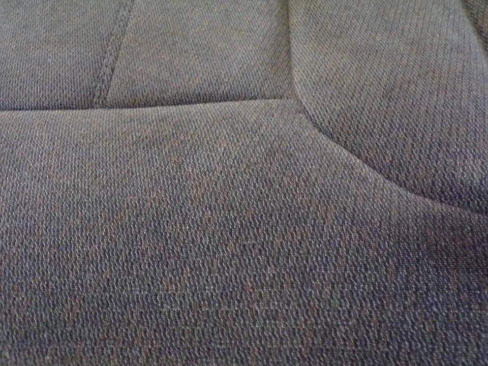 Заднее сиденье 2002 gmc sierra 2000-2002 - Изображение 2 из 4