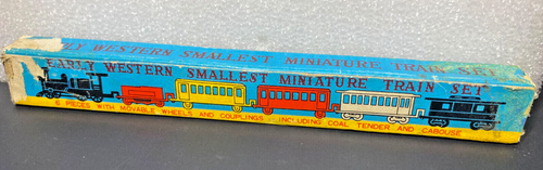 Vintage 1960's Die-Cast Early Western Smallest Miniature Train Made in Japan - Picture 6 of 7