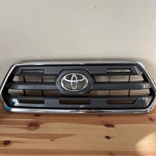 2016 - 2022 Toyota Tacoma Grille Oem With Chrome Trim And Emblem 53114 04140