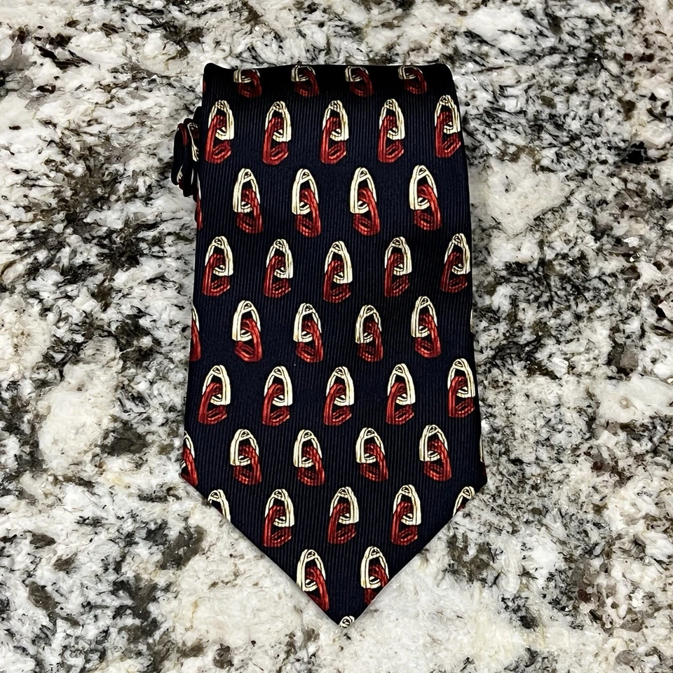 "Corbata de cuello Celine Paris seda foulard eslabón de cadena logotipo hecha a mano en Italia 3,75"" de ancho" Foto 4 de 4