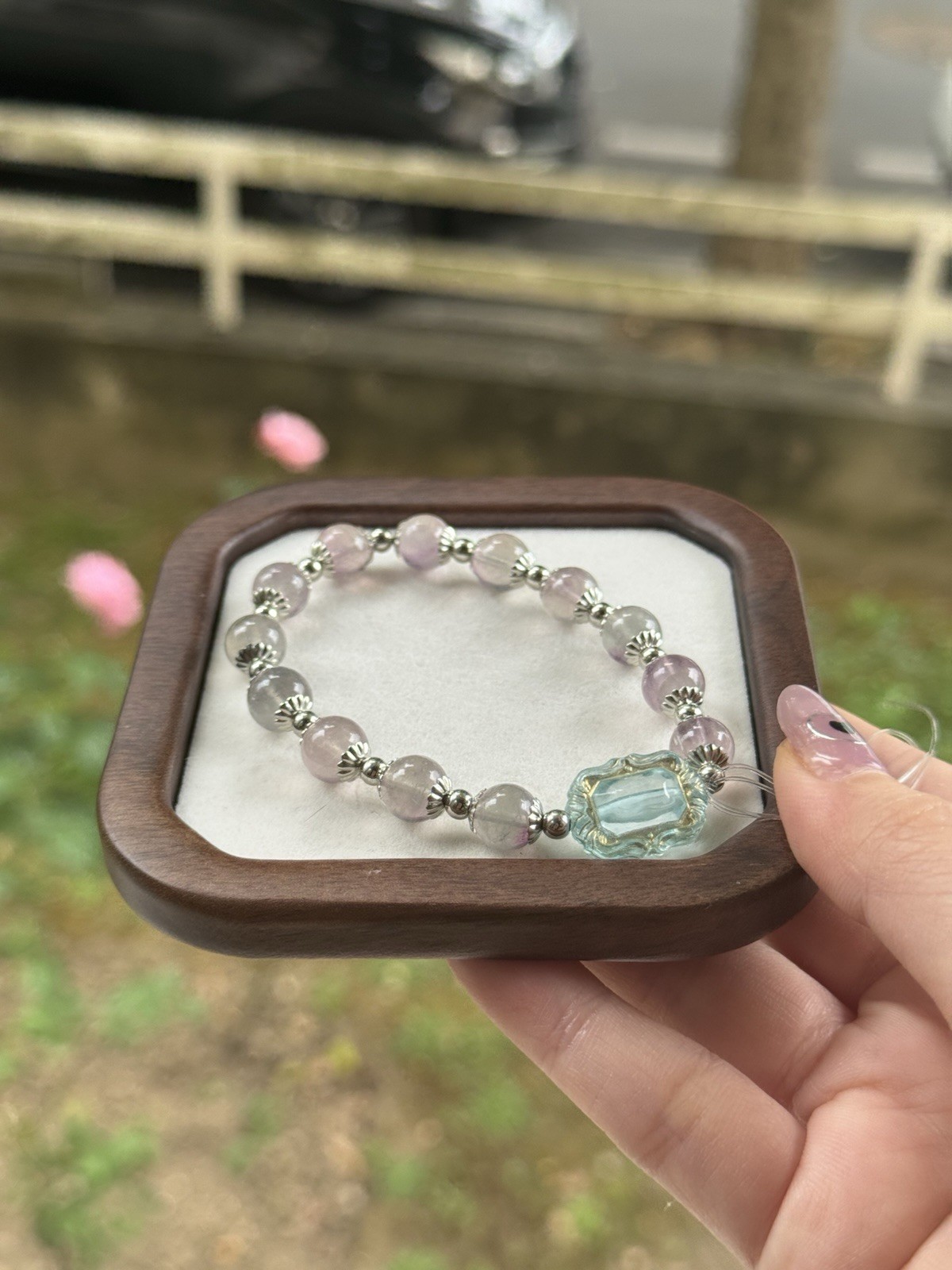 Bracelet en fluorite multicolore naturelle : sérénité intérieure et clarté d'esprit retrouvée
