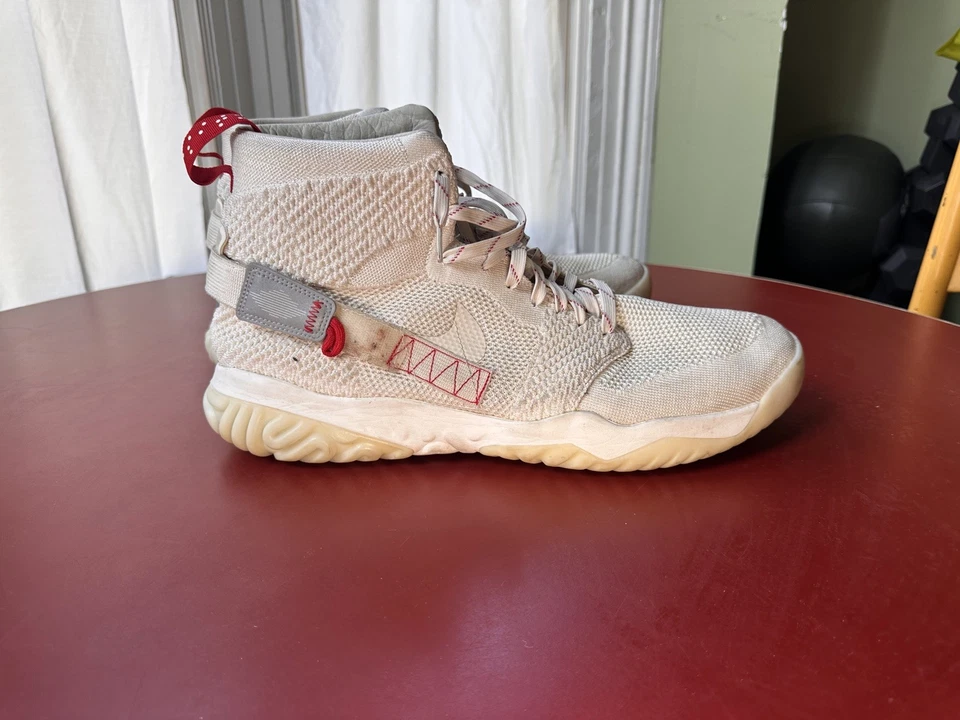 Мужские баскетбольные кроссовки Air Jordan Apex React Nike размер 18 цвет Sail кремово-красный BQ1311-206 - Изображение 3 из 4