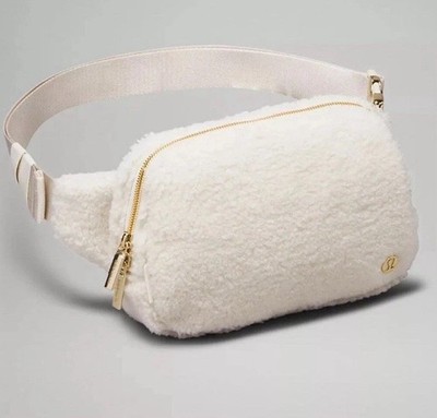Lululemon Athletica Everywhere Fleece Belt Fanny Bag