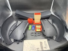 Mattel Hot Wheels 2006 Sizzlers Giant "O" Set pista da corsa con macchina per succo