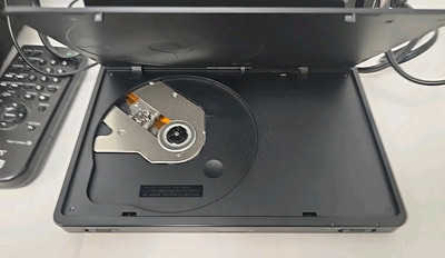 Sony DVP-FX810 Portable DVD Player 8