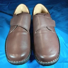 DREW WATSON M44000 MEN'S BROWN STRETCH LEATHER BUSINESS CASUAL strap   Sz 12 5E