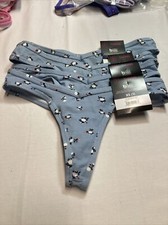 No Boundaries Pack Of 4 Size XS 1 Junior Thongs New With Tag