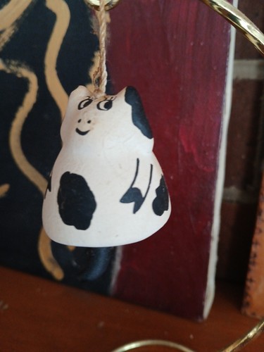 Dancing Legs Cow Ornament Souvenir Palace Resort-Handcrafted, Cancun Mexico - Picture 11 of 13