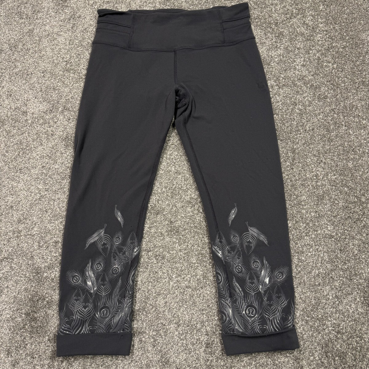 Lululemon Leggings Women Gray Capri Gym Active Run Yoga Work Out Lulu  Flowers