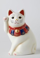 Japanese Hand Painted Lucky Cat SETO Maneki Neko 12cm White Sit-Sideways Ceramic
