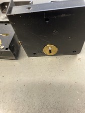 union rim lock 4" 1139 rh    2 LOCKS   SOME MARKS ON LOCKS BUT  NEW