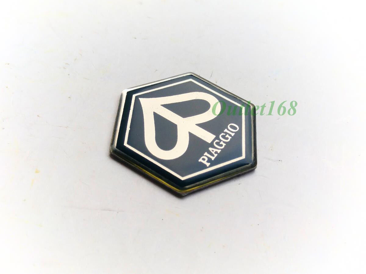  FRONT PIAGGIO HEXAGONAL BADGE EMBLEM FLY 150 3V LIBERTY  MP3 250/400 BV300/500 BV350 (1B003766)