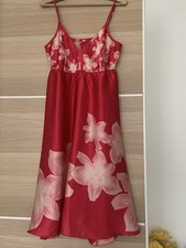 Fröhliches Sommerkleid