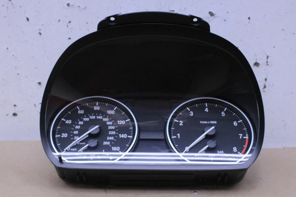 Cuadro de instrumentos velocímetro BMW 135i Speedo 2008-2013 OEM usado Foto 2 de 4