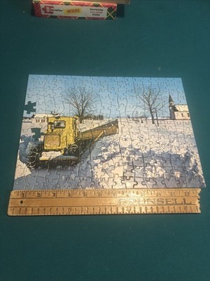 1946 BUILT-RITE Interlocking Picture Puzzle #70 CATERPILLAR TRACTOR CO 325 Piece