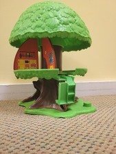 Vtg 1975 Kenner General Mills Tree Tots Family Tree House little people