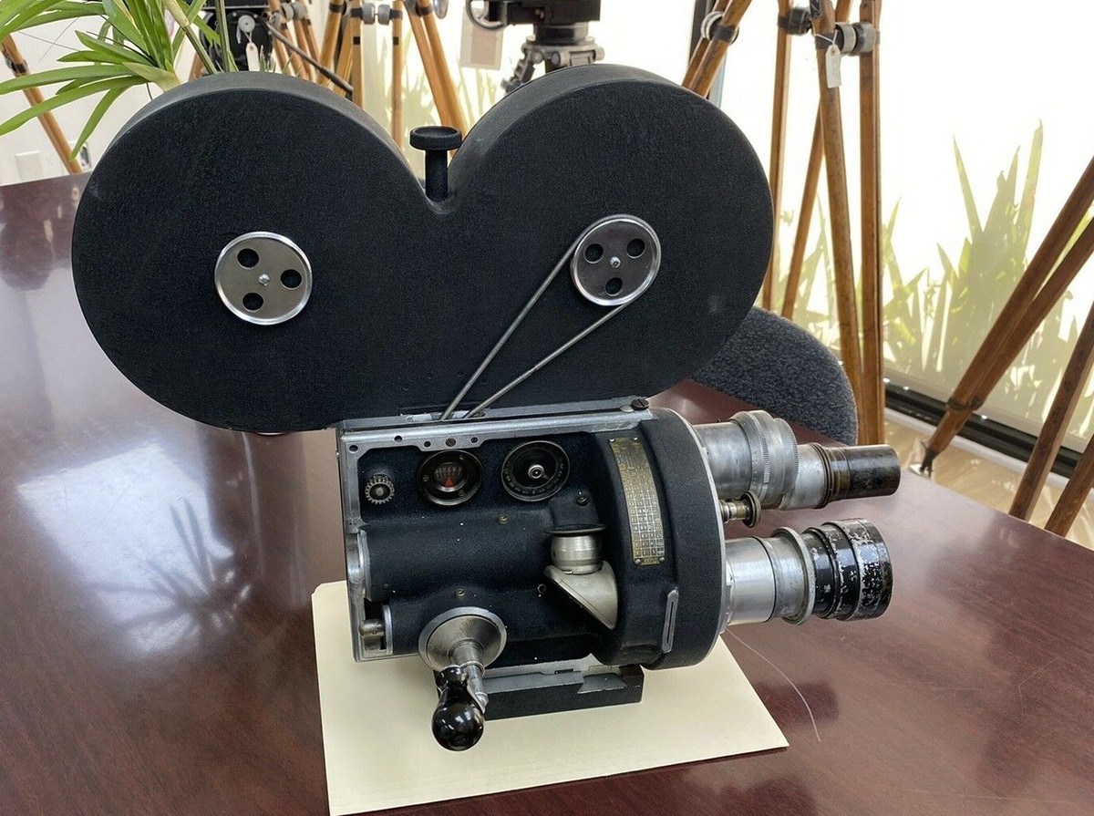 Bell & Howell 2709 16mm version of 35mm model Motion Picture