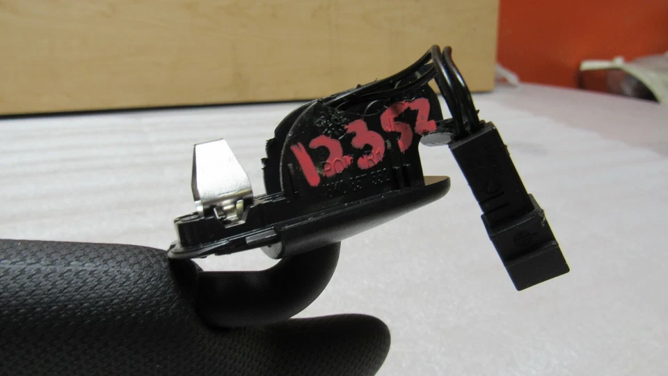 Parasol pasajero delantero derecho Audi A5 Quattro/S5 2008-2011 negro OEM A-10350 Foto 2 de 4