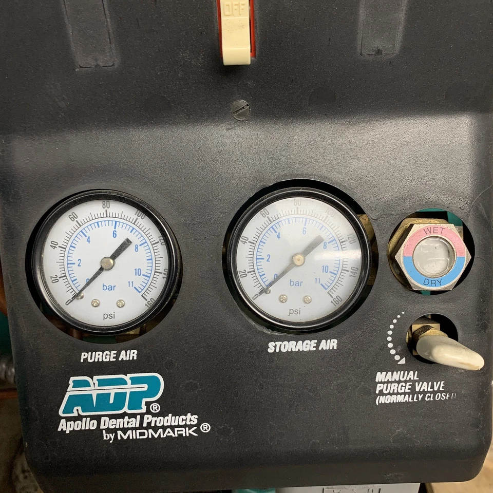 ADP Apollo A0C0S22D Dental Air Compressor Unit Oil Lubricated 1HP 230V - Image 4 of 4