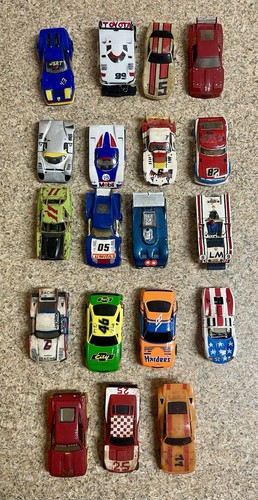 5 HO slot car lot AFX T JET TYCO Aurora with case all run 5 HO slot car lot AFX T JET TYCO Aurora with case all run