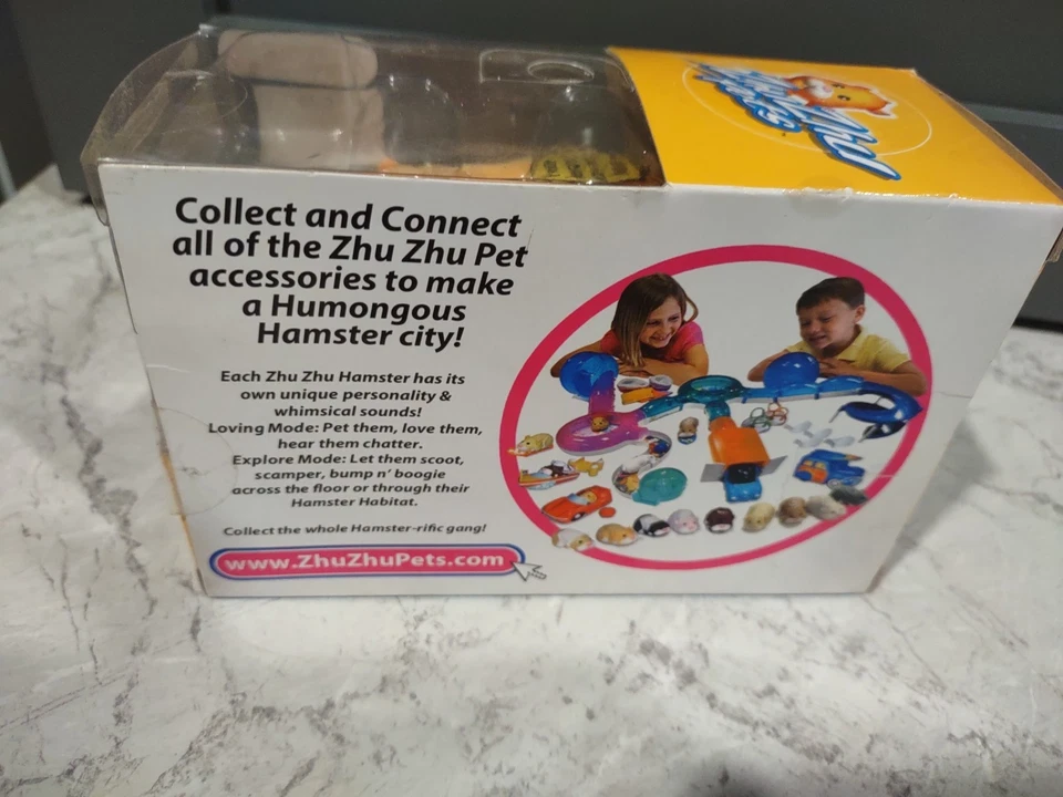 2008 Zhu Zhu Pet Hamster "Mr. Squiggles" Yellow & White by Cepia LLC - image 3 of 4