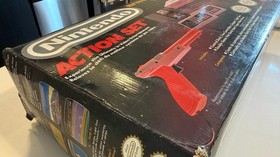 NES Action Set MATTEL CANADA - 100% COMPLETE w/Rare Registration Card!