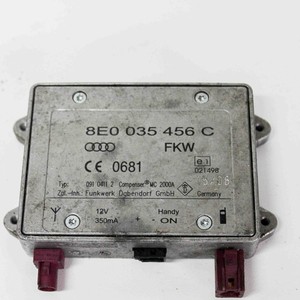 AUDI A6 4F2, C6 Antennenverstärker  8E0035456C 2.0 Diesel 125kw 2006 2474134