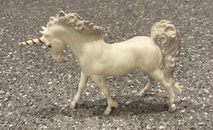Breyer Retired 9020 Unicorn 1984-94 Paddock Pals