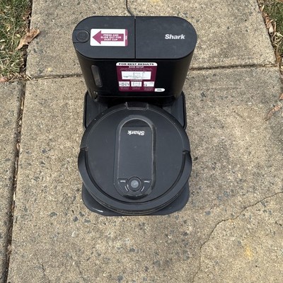 Shark IQ Robot Self-Empty UR1100S1US Robotic Vacuum Cleaner, Base