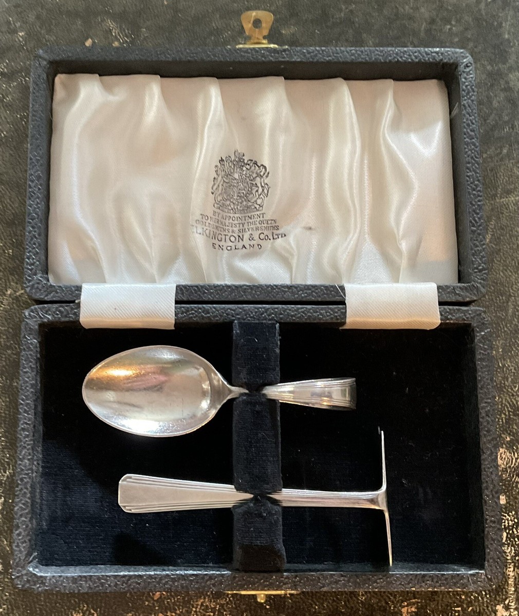 Vintage Elkington Co Spoon And Pusher Silver Plated Christening Set