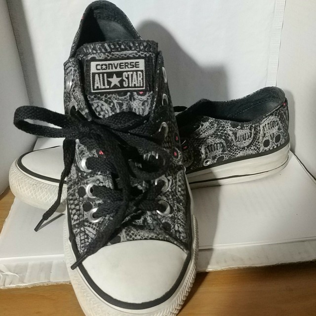 converse with skulls
