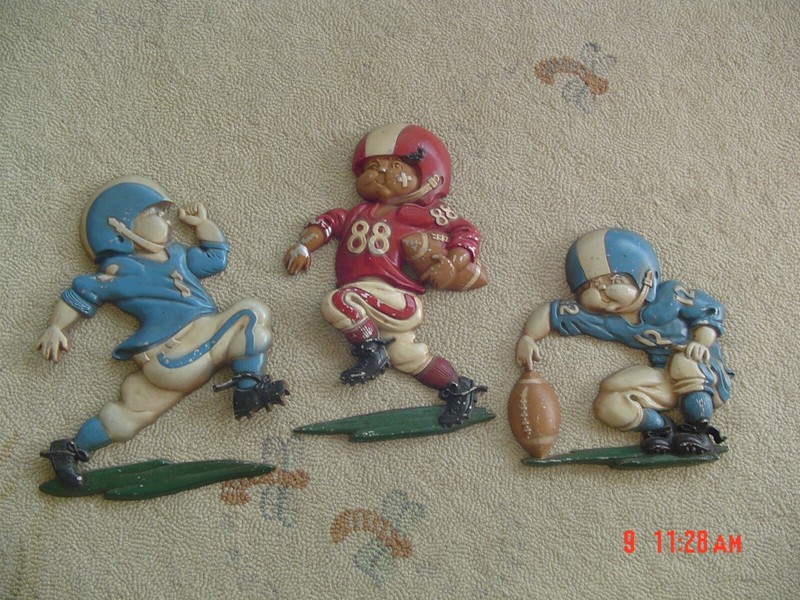 3 -Vintage 1976 Metal Football Players HOMCO Plaques Wall Hanger USA Decor  