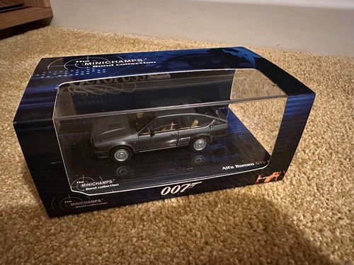 1/43 Minichamps 436 120141 Alfa Romeo GTV 6 James Bond 007 - Octopussy