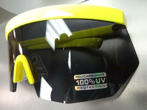 OVERSIZE EXAGGERATED 90s RETRO SPORTY WRAP Style SUNGLASSES XL Neon Yellow Frame - Picture 6 of 7