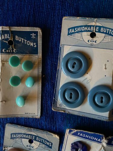 Vintage buttons, original cards, Le Chic Fashionable brand - Picture 3 of 10