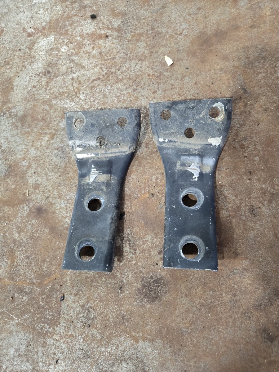 「RT 182674 」 90-96 Nissan 300zx Z32 TT NA OEM Front Bumper Upper Mount Retainer