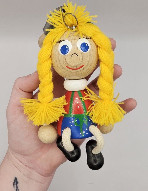 Käthe Wohlfahrt 2007 Wooden Pull Toy Girl Doll w/ String Ring Handle & Box