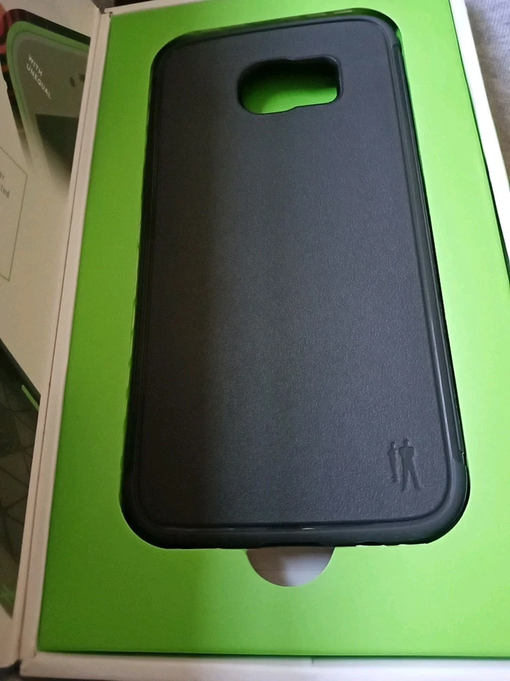 Capa BodyGuardz Shock para Samsung Galaxy S7 Edge preta - Imagem 2 de 4