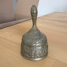 Handglocke/Tischglocke aus Messing, graviert/verziert, Tiermotiv