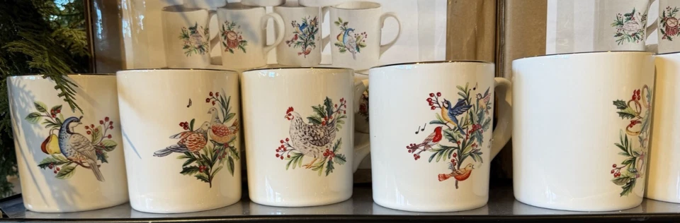 Nuevo juego de 12 tazas de gres Pottery Barn 12 días de Navidad nuevas en caja Foto 4 de 4