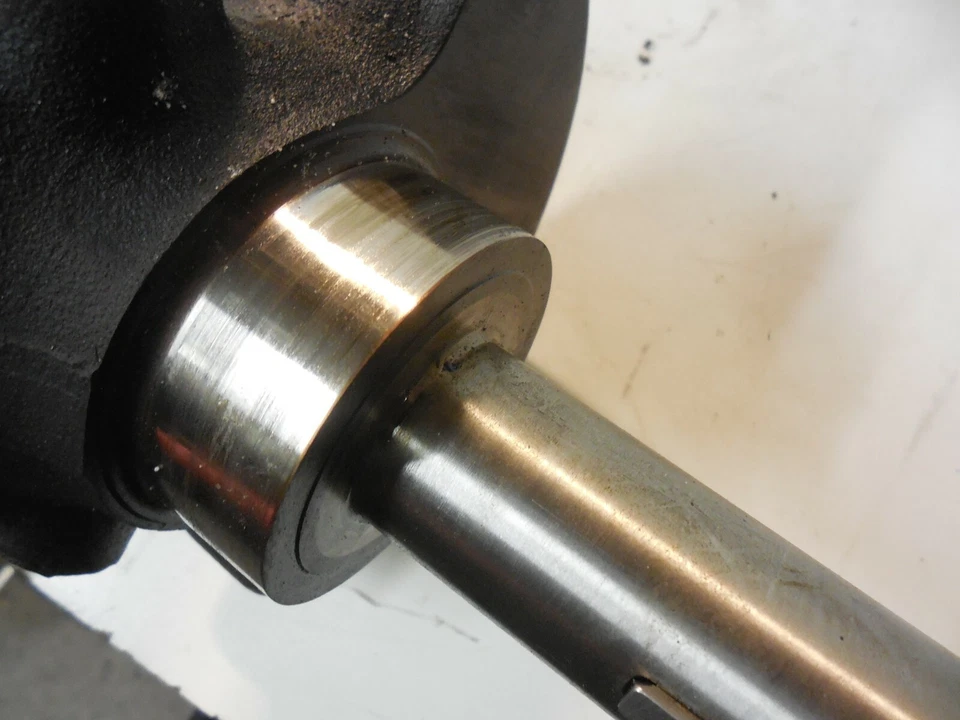 Cigüeñal motor Mercedes W126 R107 M116.965 380SL 380SEL 1160312501 380SLC Foto 3 de 4