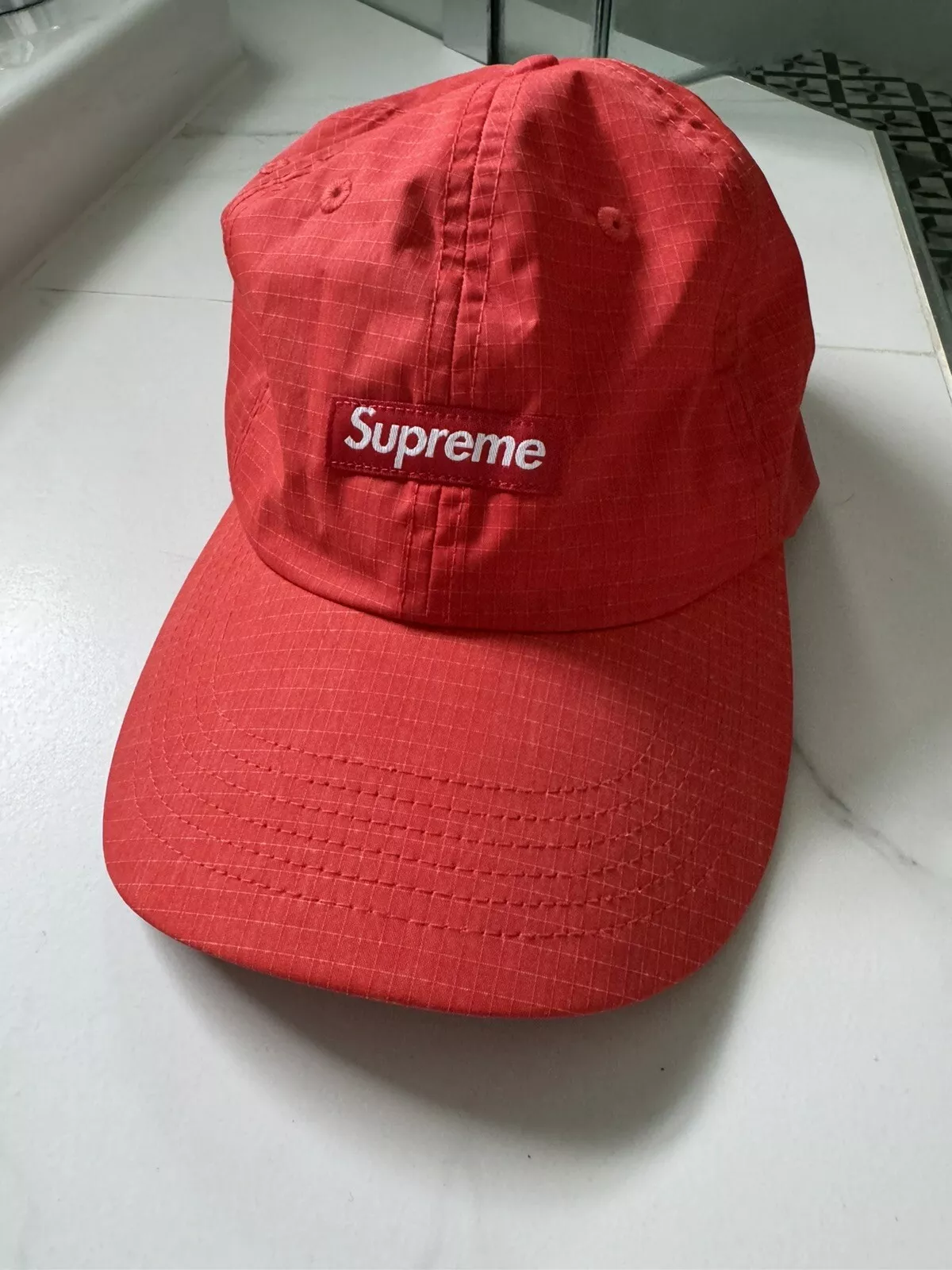 SUPREME New York Camp Casquette ROUGE réglable NEUF !