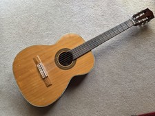 BRASILIANISCHES GITARRENRESTAURIERUNGSPROJEKT.