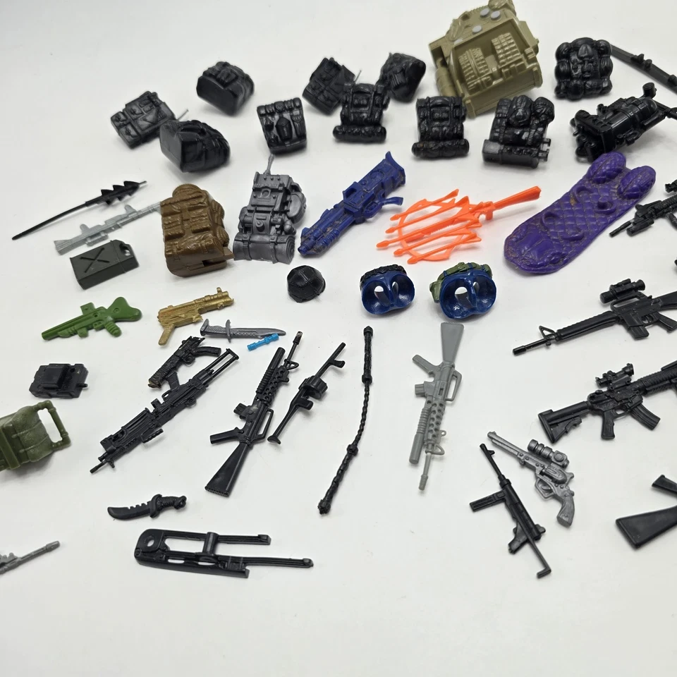 Vintage G.I. Joe 1980s-90s Accessories Weapons Helmets Backpacks Missiles LOT - Image 4 of 4