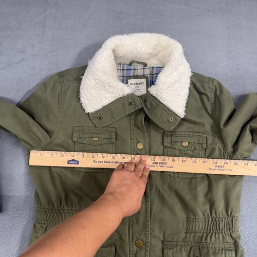 Chaqueta estilo sherpa acolchada con forro a cuadros azul marino antiguo para mujer GRANDE - Imagen 8 de 9