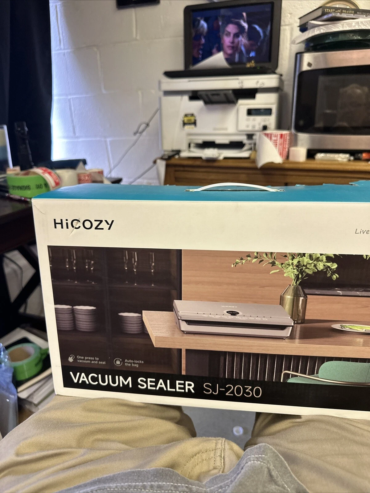 HiCOZY Vacuum Sealer Machine Food Vacuum Sealer with Built-in Cutter/Bag