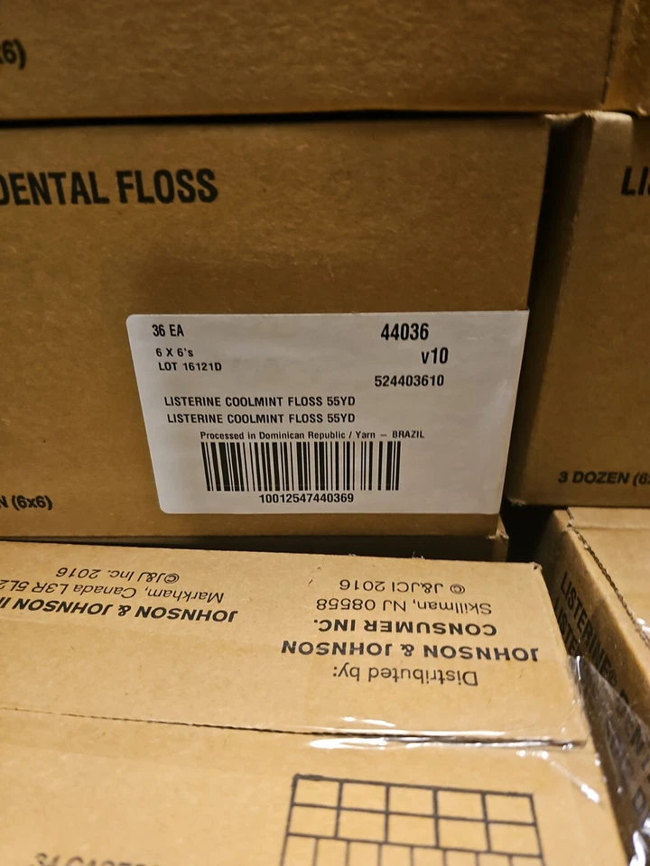 NUEVO ESTUCHE DE 36 ~ Hilo Dental Listerine ~ Genial Como Nuevo 55 yardas NUEVO ~ SELLADO ~ ¡ESTUCHE EMBALADO! Foto 4 de 4
