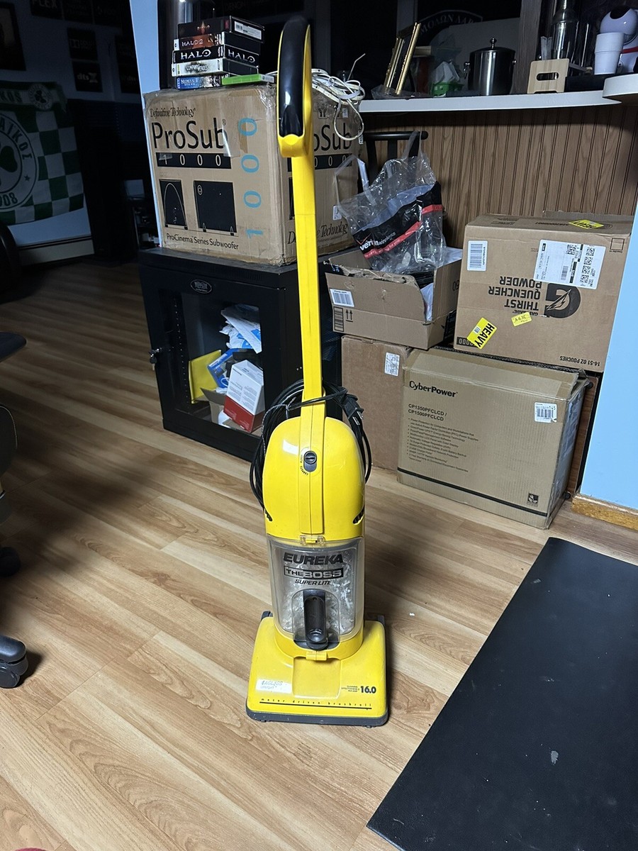 Rare Eureka The Boss SuperLite 21.0 Bagless Vacuum Model 402-A1
