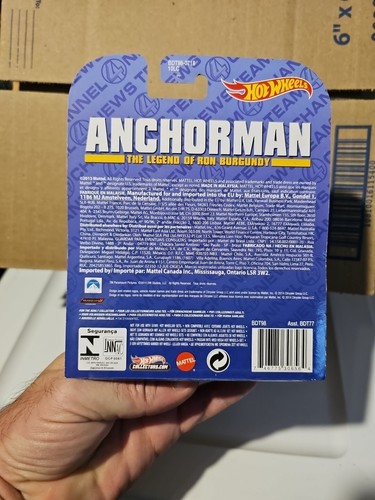 Hot Wheels Retro Entertainment Anchorman 77 Custom Dodge Van - 第 7/7 張圖片