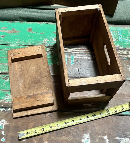 Vintage Hand Made Box w/ Door & Lid - Picture 4 of 4